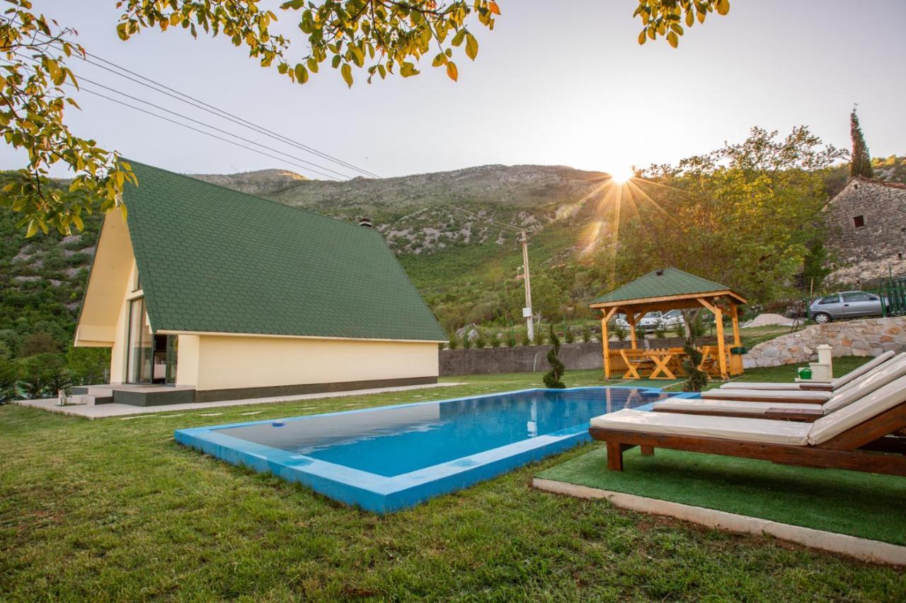 Cozy House Ostrog Pensionat Nikšić Exteriör bild