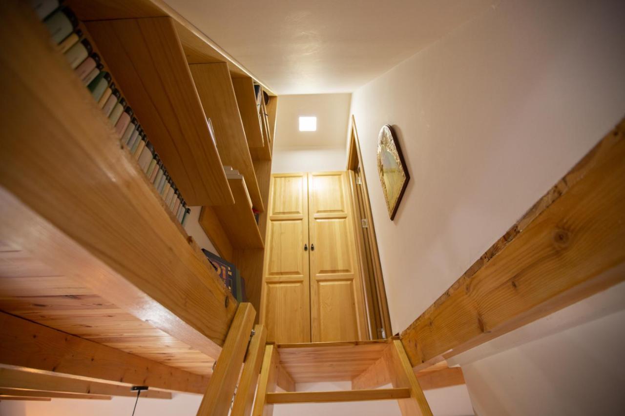 Cozy House Ostrog Pensionat Nikšić Exteriör bild