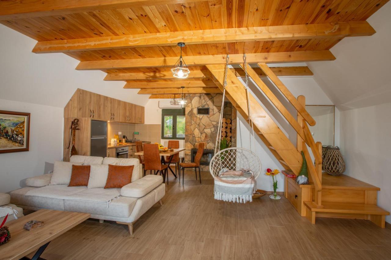 Cozy House Ostrog Pensionat Nikšić Exteriör bild